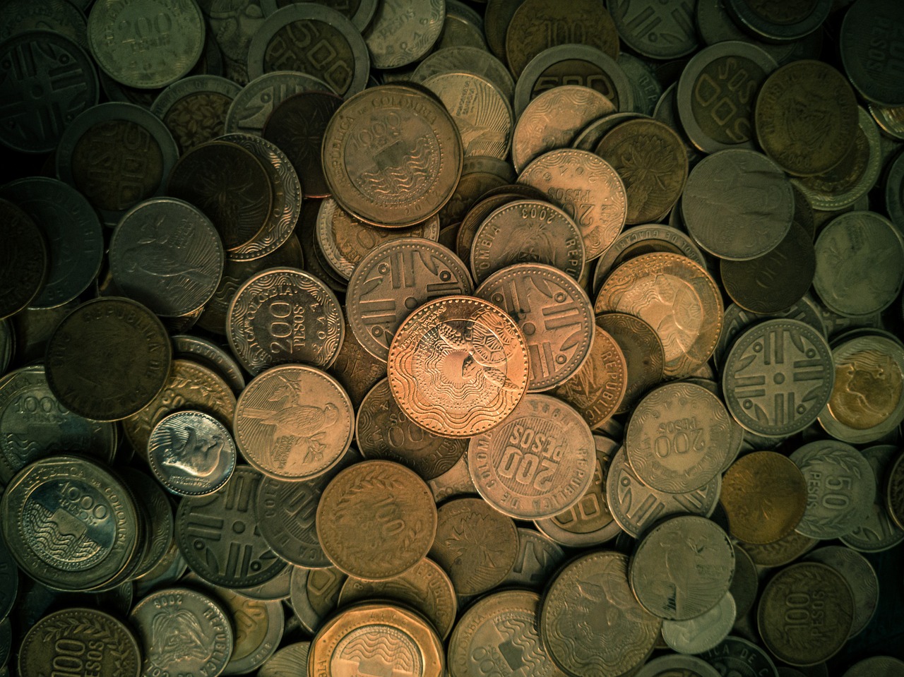 coins, money, colombia, weights, currency, saving, business, investment, banking, pay, financial, income, bank, economy, deposit, funds, finance, gain, loan, accounting, colombian pesos, save, salary